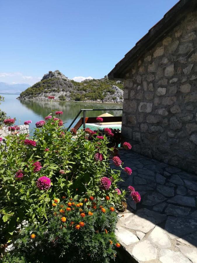 Holiday Home Radus Virpazar Esterno foto