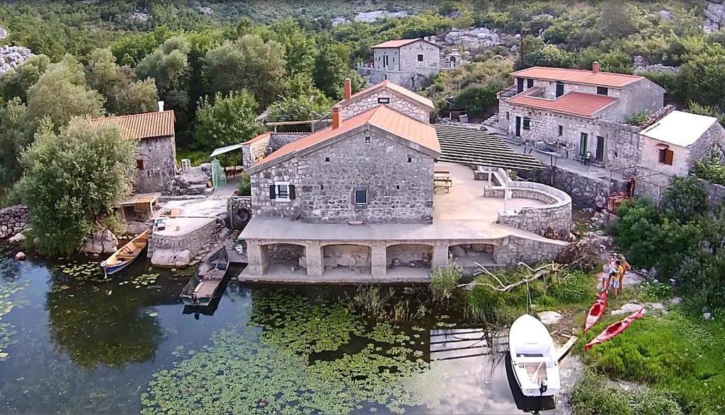 Holiday Home Radus Virpazar Esterno foto