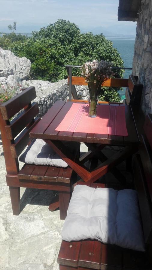 Holiday Home Radus Virpazar Esterno foto